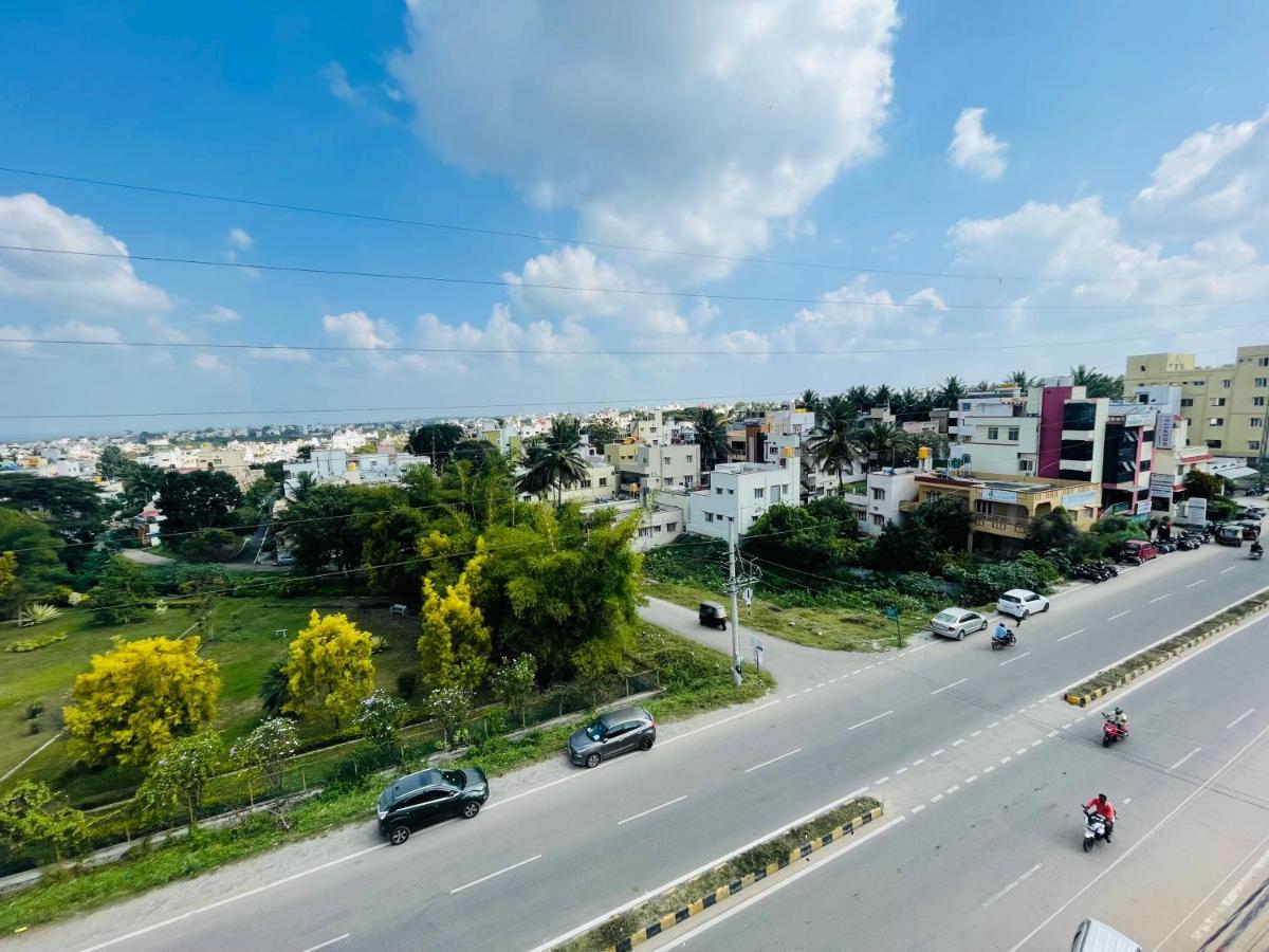 Crown Residency Hotel Mysore Luaran gambar